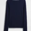 Modernes T-Shirt mit U-Boot-Ausschnitt
