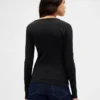 Modernes T-Shirt mit V-Ausschnitt