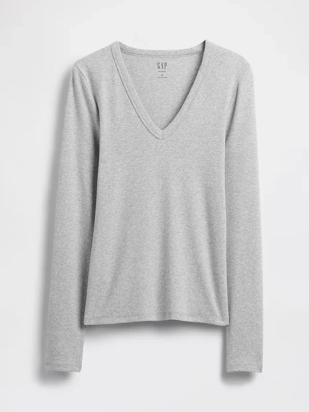 Modernes T-Shirt mit V-Ausschnitt