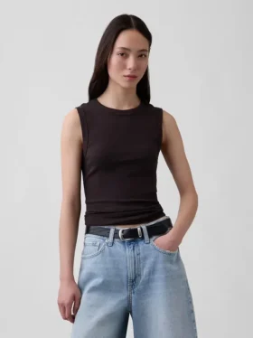Modernes Tanktop mit Rundhalsausschnitt
