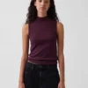 Modernes Tanktop mit Stehkragen