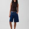 Modernes Tanktop mit Stehkragen
