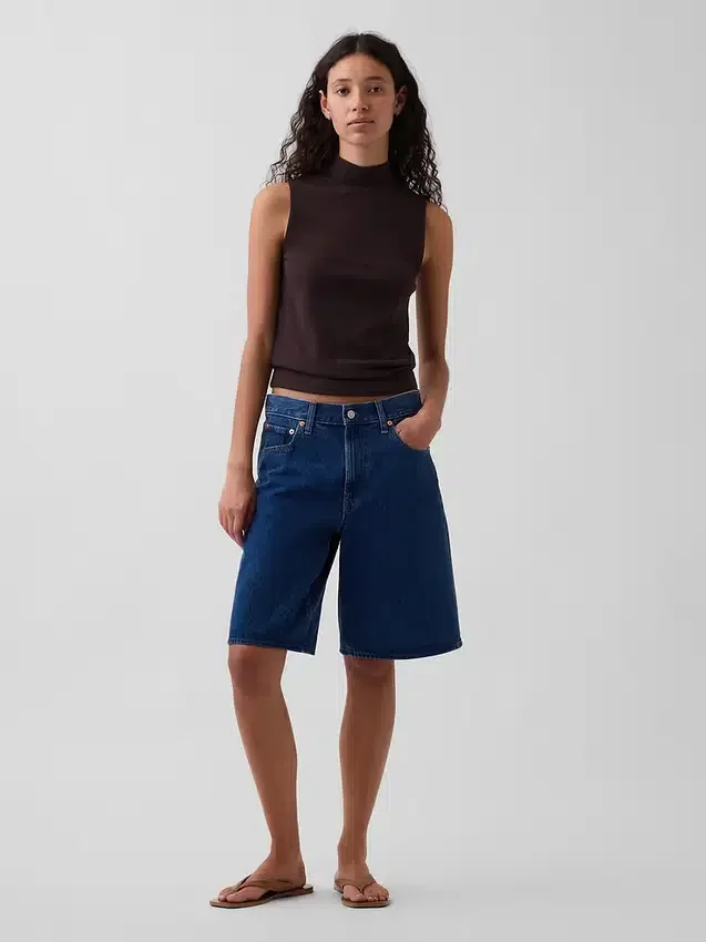 Modernes Tanktop mit Stehkragen