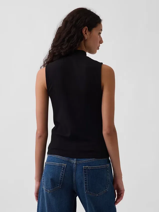 Modernes Tanktop mit Stehkragen