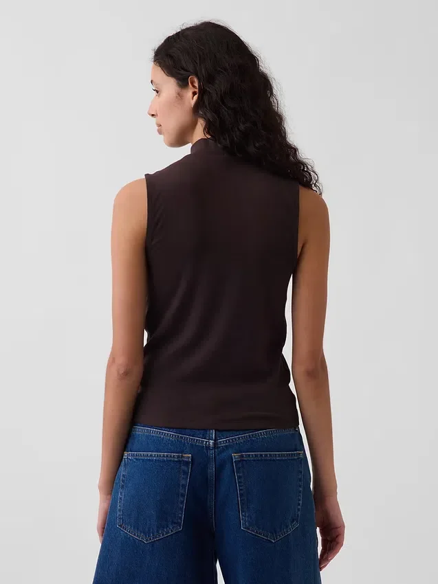 Modernes Tanktop mit Stehkragen