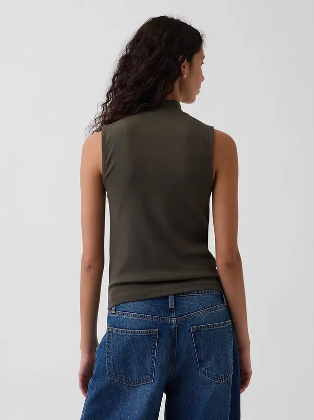 Modernes Tanktop mit Stehkragen