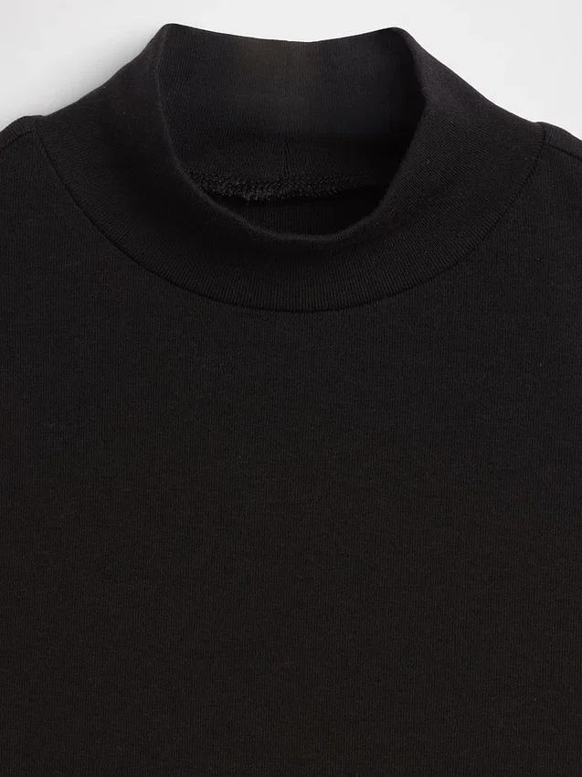 Modernes Tanktop mit Stehkragen