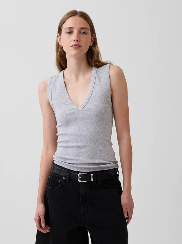 Modernes Tanktop mit V-Ausschnitt