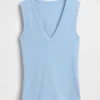 Modernes Tanktop mit V-Ausschnitt