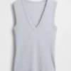 Modernes Tanktop mit V-Ausschnitt