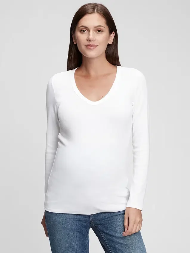 Modernes Umstandsmode-T-Shirt mit V-Ausschnitt