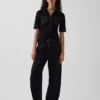 Modernes Utility-T-Shirt mit Ellbogenärmeln