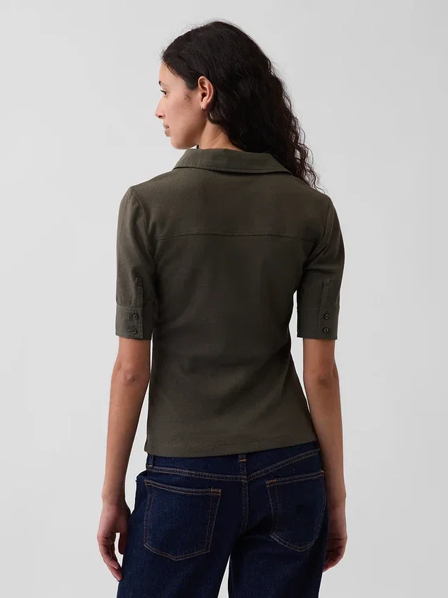 Modernes Utility-T-Shirt mit Ellbogenärmeln