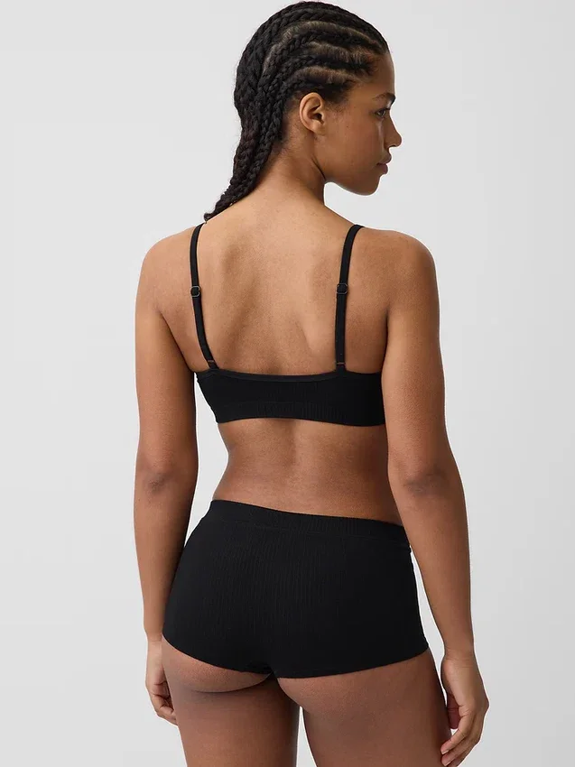 Nahtloses, geripptes Dreieck-Bralette