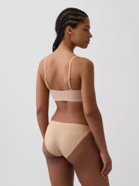 Nahtloses, geripptes Dreieck-Bralette