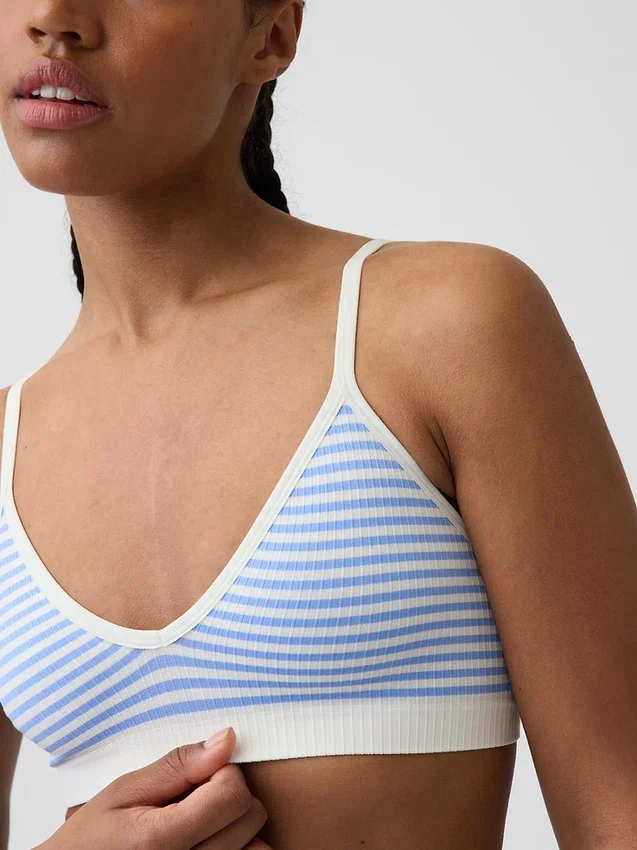 Nahtloses, geripptes Dreieck-Bralette