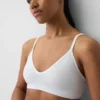 Nahtloses, geripptes Dreieck-Bralette