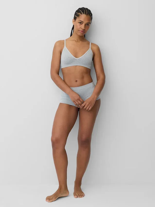 Nahtloses, geripptes Dreieck-Bralette