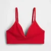 Nahtloses, geripptes Dreieck-Bralette