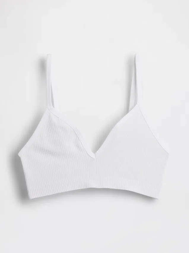Nahtloses, geripptes Dreieck-Bralette