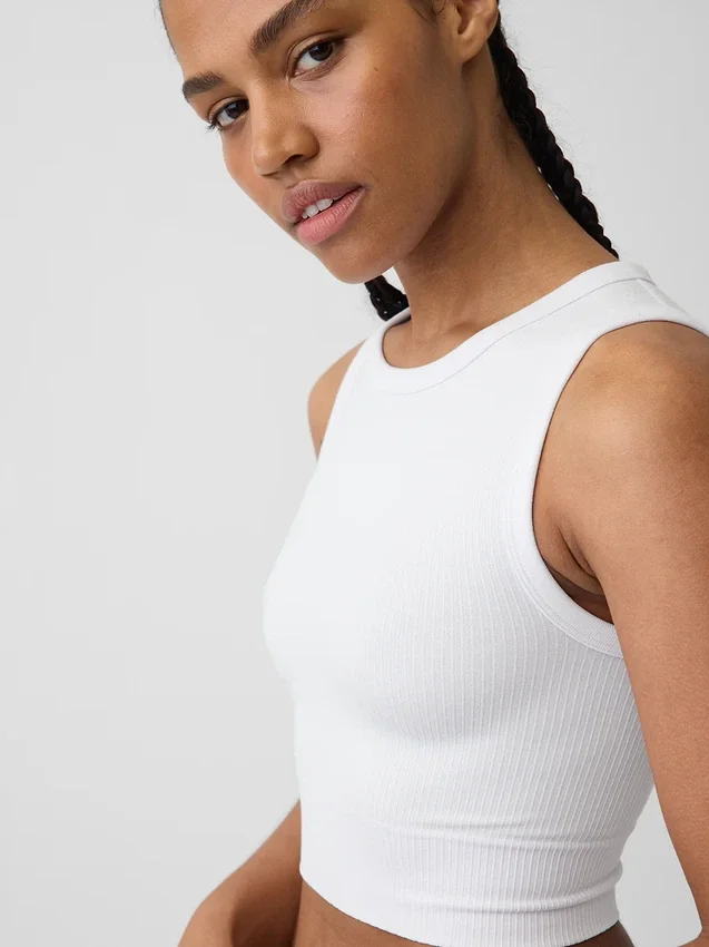 Nahtloses, geripptes, kurzes Tanktop
