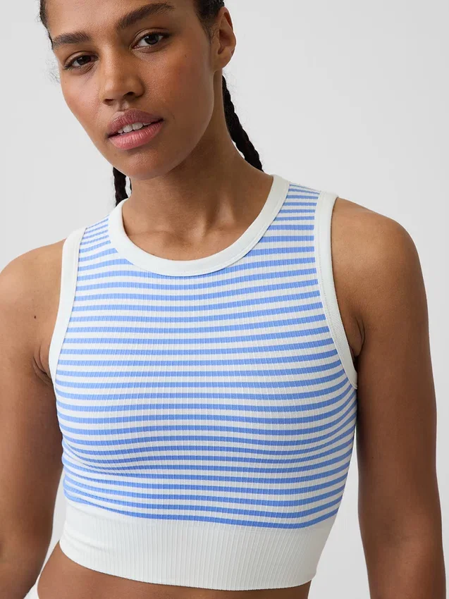 Nahtloses, geripptes, kurzes Tanktop