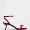 Offene Riemchen-Kitten-Heels mit Samt-Schleife