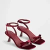 Offene Riemchen-Kitten-Heels mit Samt-Schleife