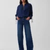 Oversize-Hemd aus Denim mit gerafften Ärmeln