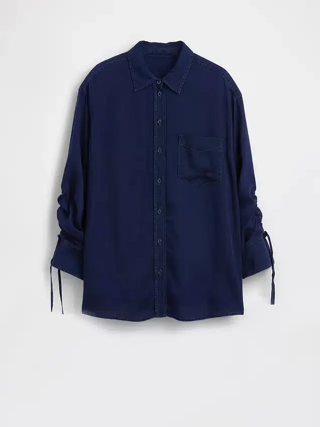 Oversize-Hemd aus Denim mit gerafften Ärmeln