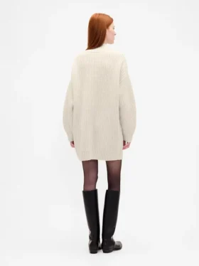 Oversize-Mini-Pullover-Kleid mit Rollkragen
