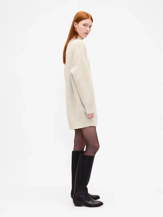 Oversize-Mini-Pullover-Kleid mit Rollkragen