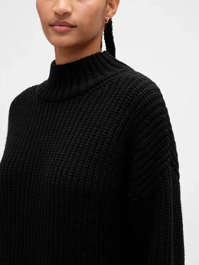 Oversize-Mini-Pullover-Kleid mit Rollkragen