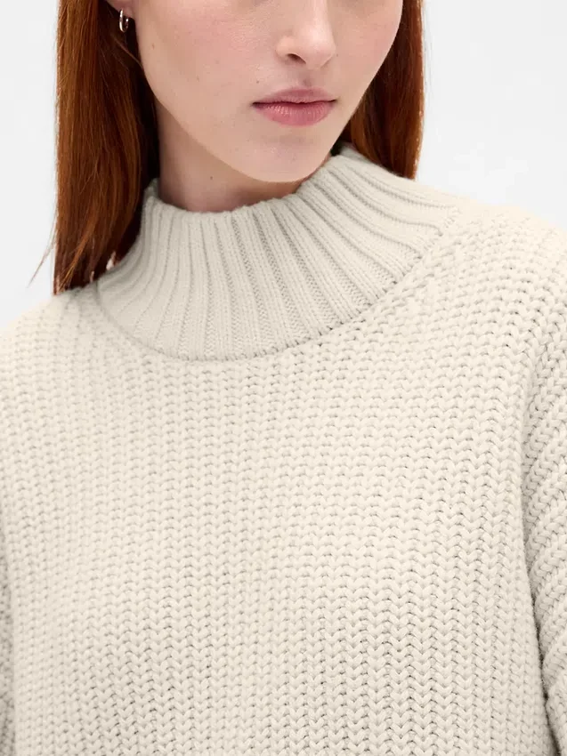 Oversize-Mini-Pullover-Kleid mit Rollkragen