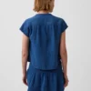 Oversize-Oberteil aus Baumwollgaze-Denim mit geschlitztem Ausschnitt