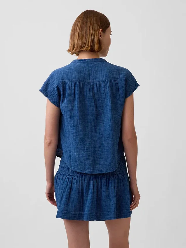 Oversize-Oberteil aus Baumwollgaze-Denim mit geschlitztem Ausschnitt