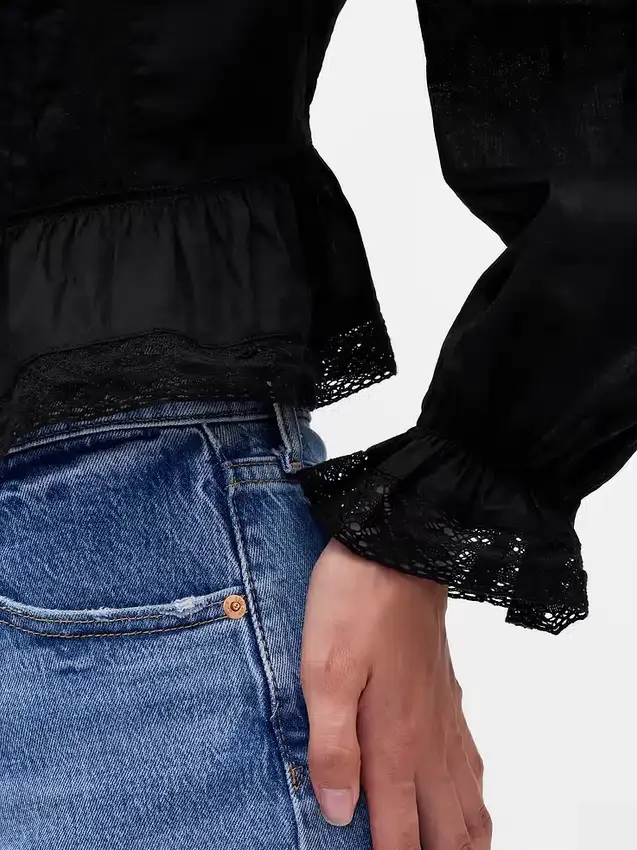 Peplum-Oberteil mit Kragen und V-Ausschnitt