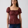 Peplum-Oberteil mit quadratischem Ausschnitt und Spitzenbesatz