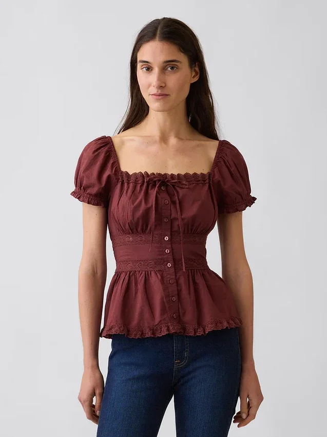 Peplum-Oberteil mit quadratischem Ausschnitt und Spitzenbesatz