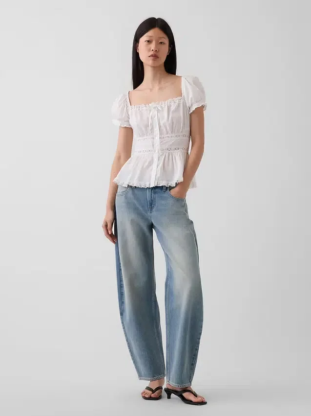 Peplum-Oberteil mit quadratischem Ausschnitt und Spitzenbesatz