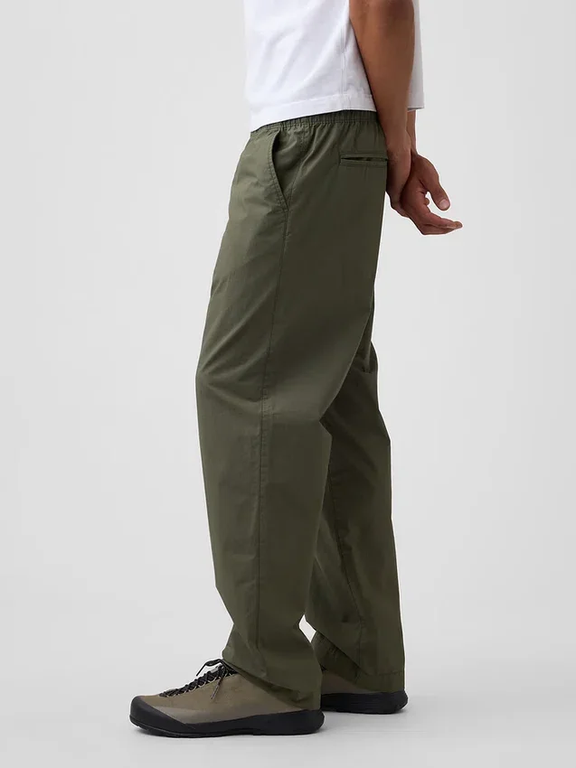 Popeline-Hose im 90er-Jahre-Stil