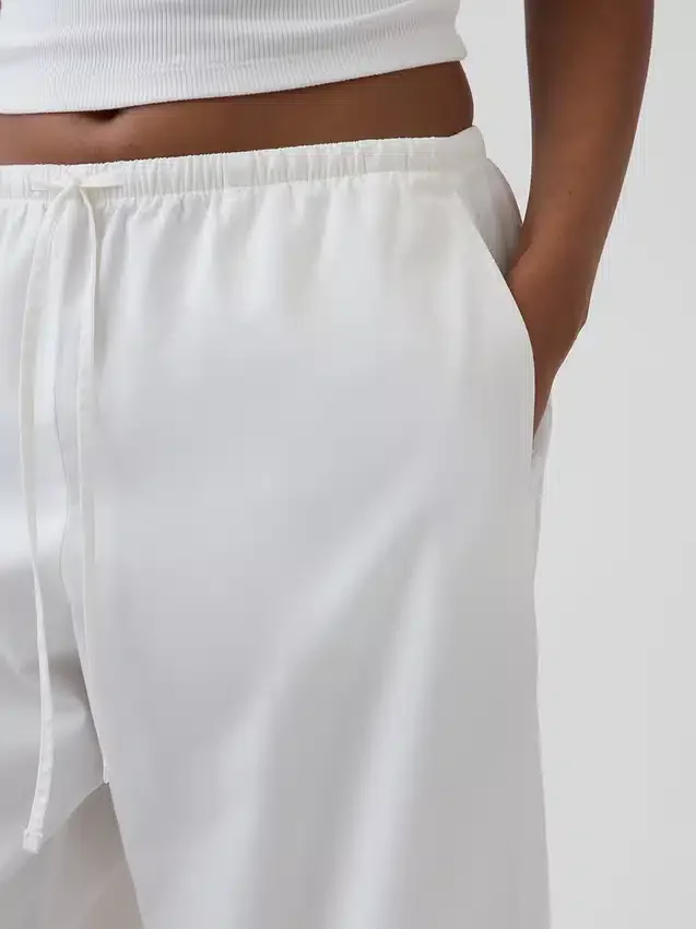 Poplin-Hose mit weitem Bein