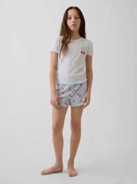 Pyjama-Set für Kinder aus recyceltem Rippstrick-Material in Form von Shorts