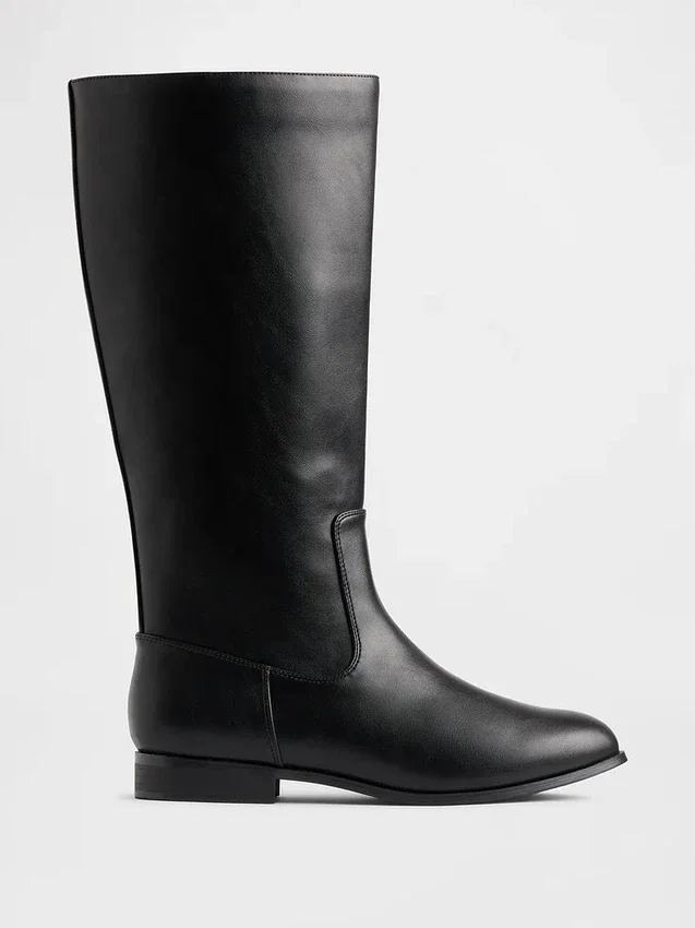 Reitstiefel aus veganem Leder