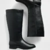 Reitstiefel aus veganem Leder