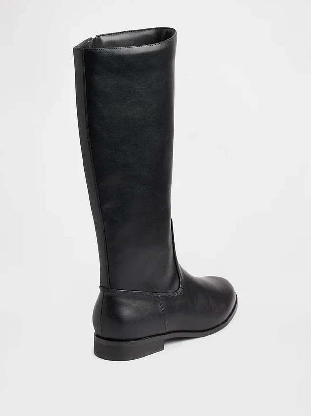 Reitstiefel aus veganem Leder