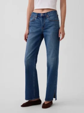 Relaxed Straight Jeans mit mittlerer Leibhöhe und gespaltenem Saum