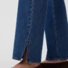 Relaxed Straight Jeans mit mittlerer Leibhöhe und gespaltenem Saum
