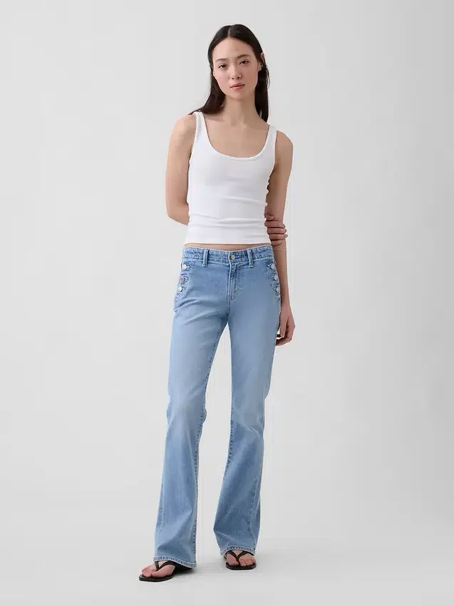 Sailor-Jeans mit niedriger Leibhöhe, lang und schmal geschnitten