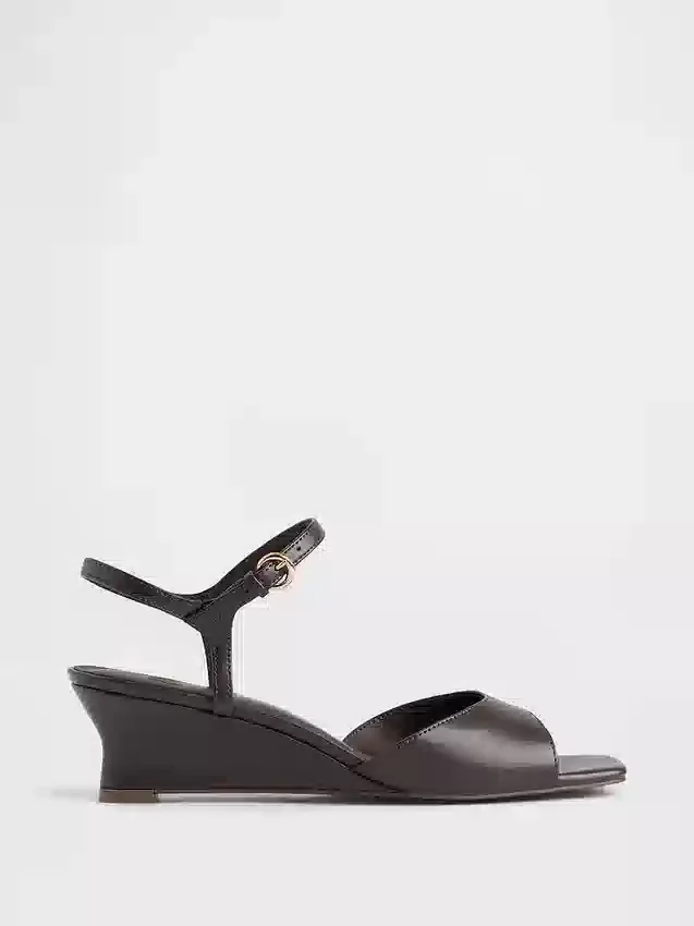 Sandalen mit Keilabsatz aus veganem Leder
